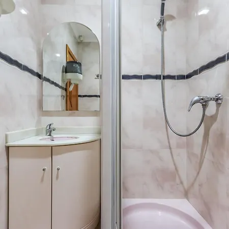 Hi71 Guest house